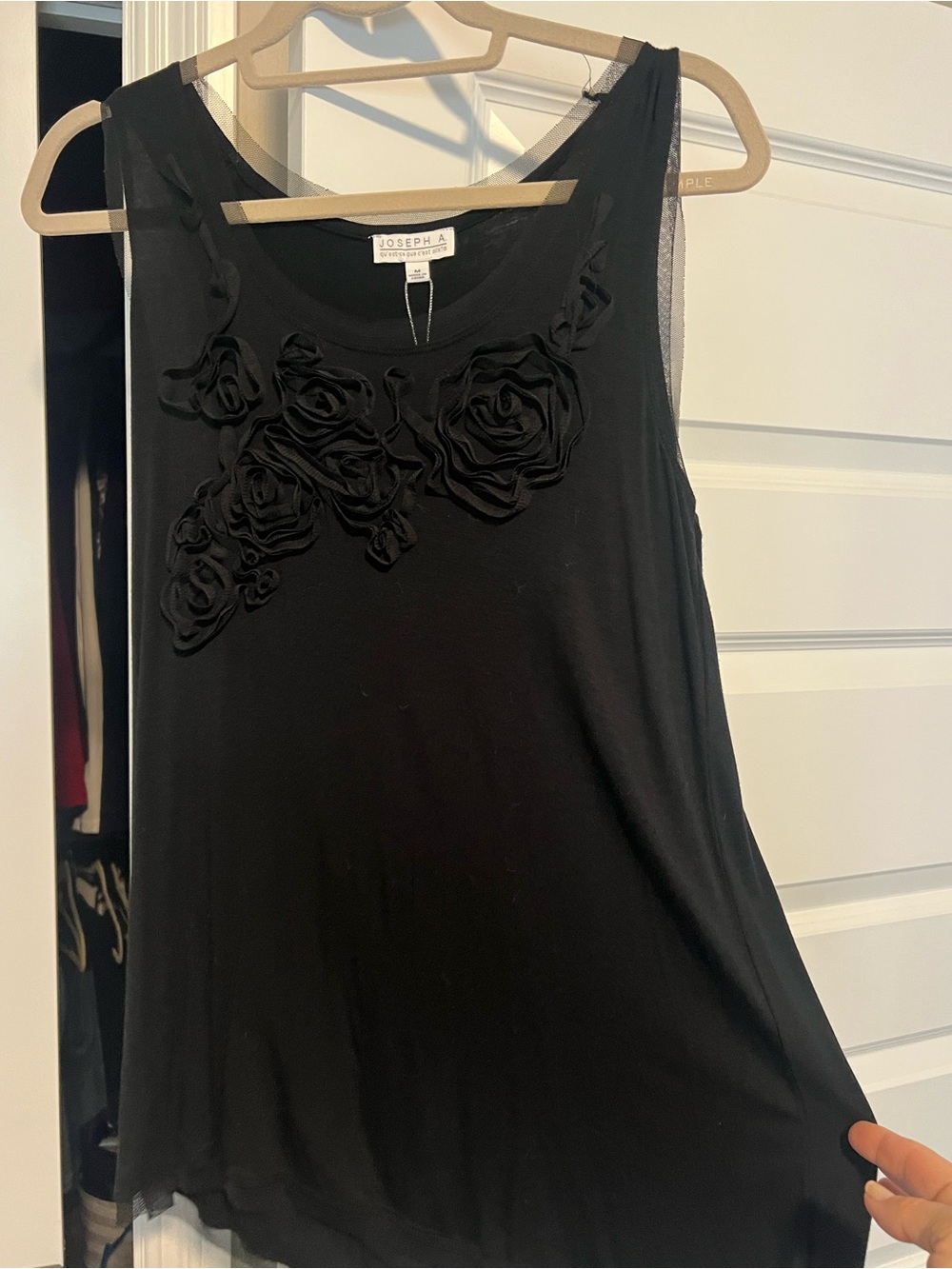 Joseph A brand Black Sleeveless Tank Top with Rosette Appliqué size M